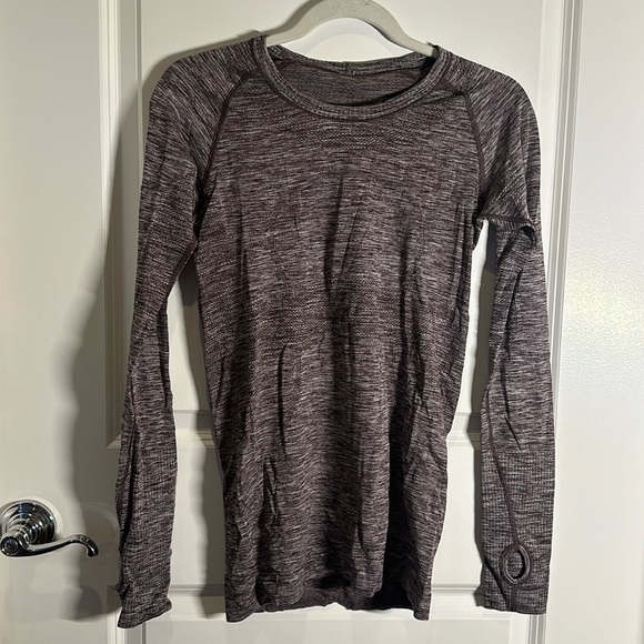 lululemon athletica Tops - Lululemon Swiftly Longsleeve size 6